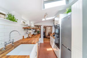 Photo 15- click for photo gallery